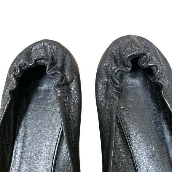 Tory Burch Reva Ballet Flats Women’s 6.5 Travel Black Leather Silver Medallion - Picture 6 of 10